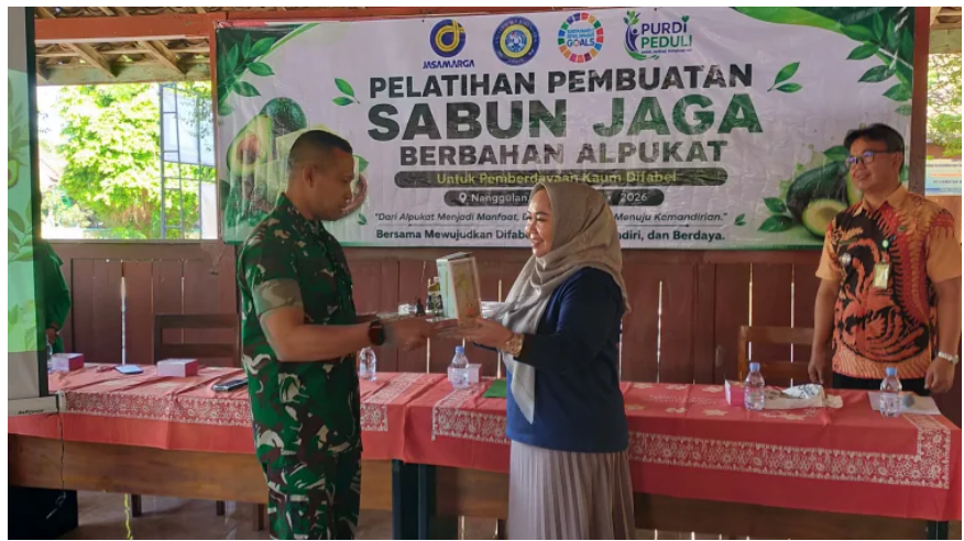 Berdayakan Warga, Kelompok Rentan Nanggulan Diberi Pelatihan Pembuatan Sabun
